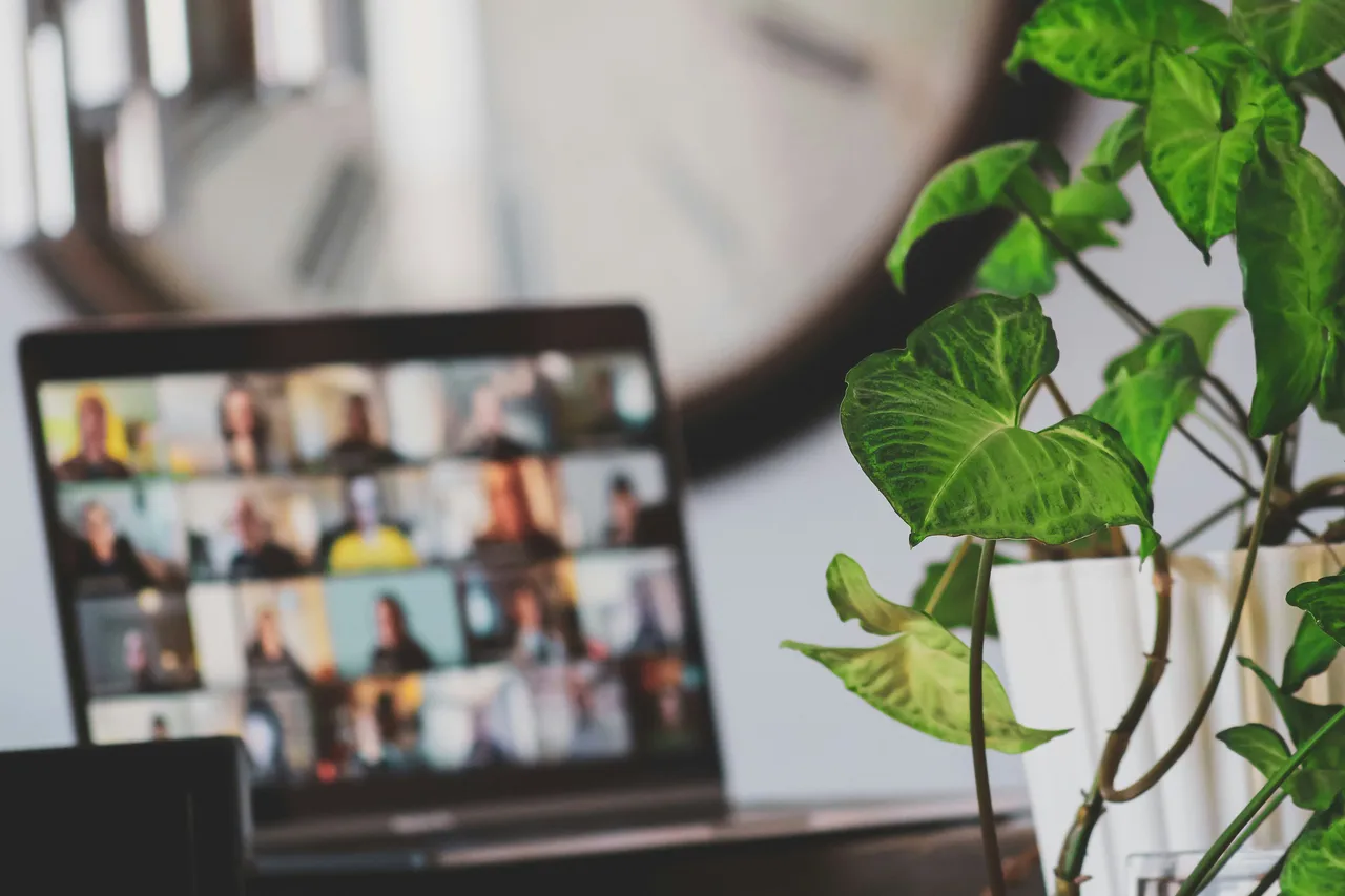 Online support meeting